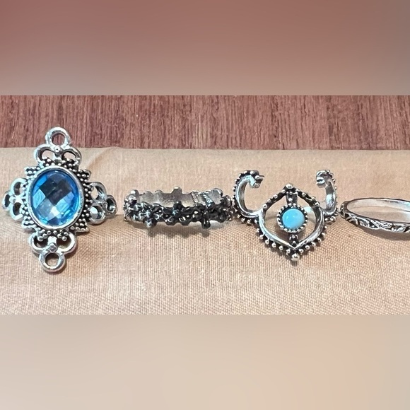 Set of 8 Finger Rings, BN - Picture 2 of 4